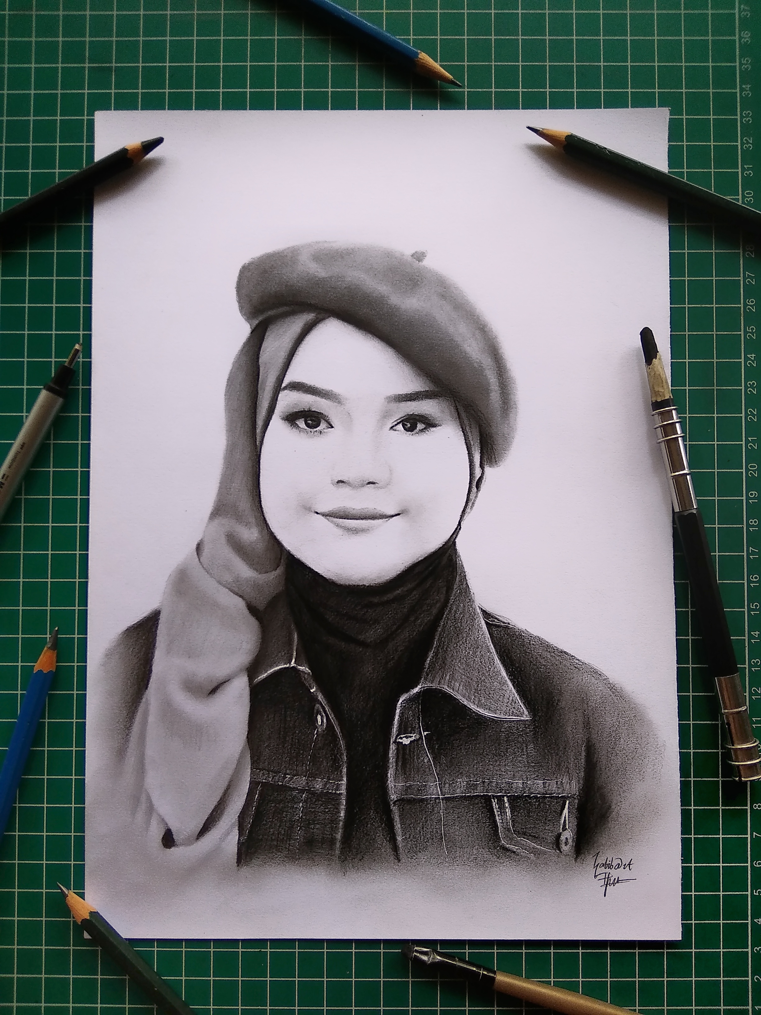 Karya Hitam Putih 11